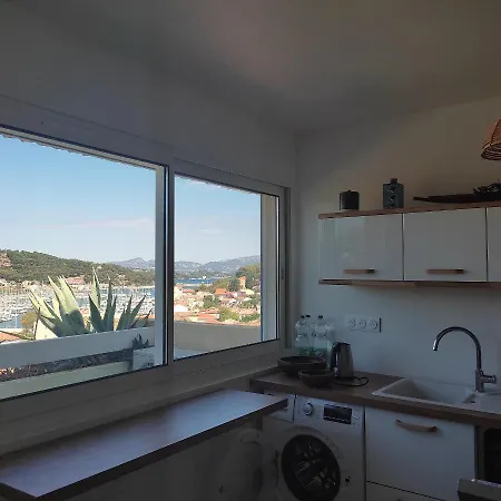 Studio La Pinede سانت-ماندرييه-سور-مير